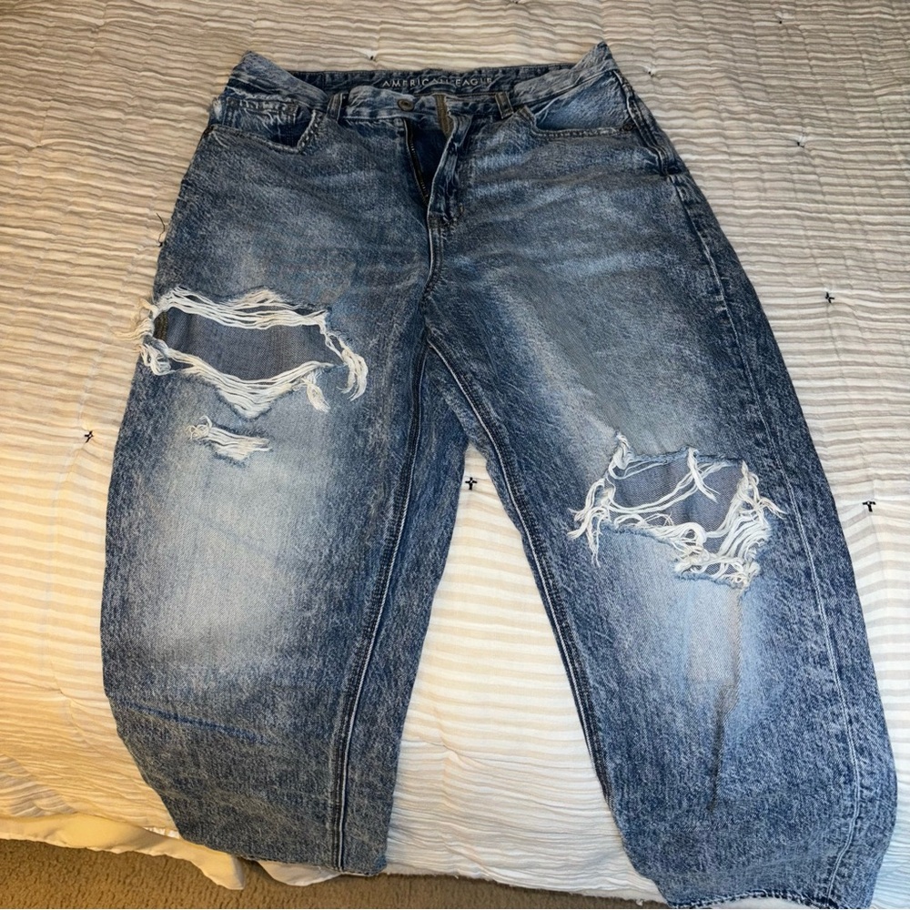 American Eagle Curvy Mom Jean